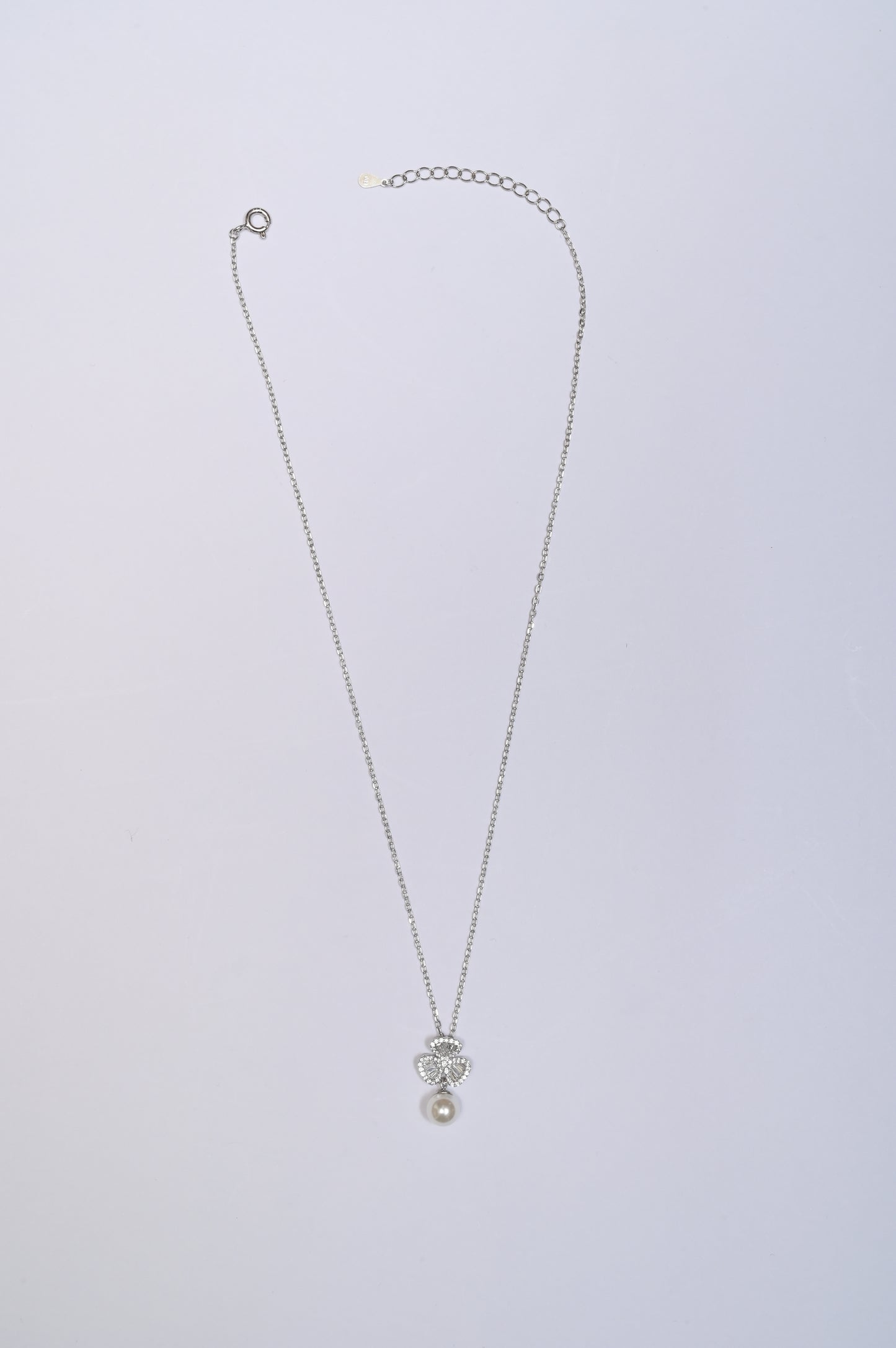 Flower Dropping Pearl 925 Silver Necklace