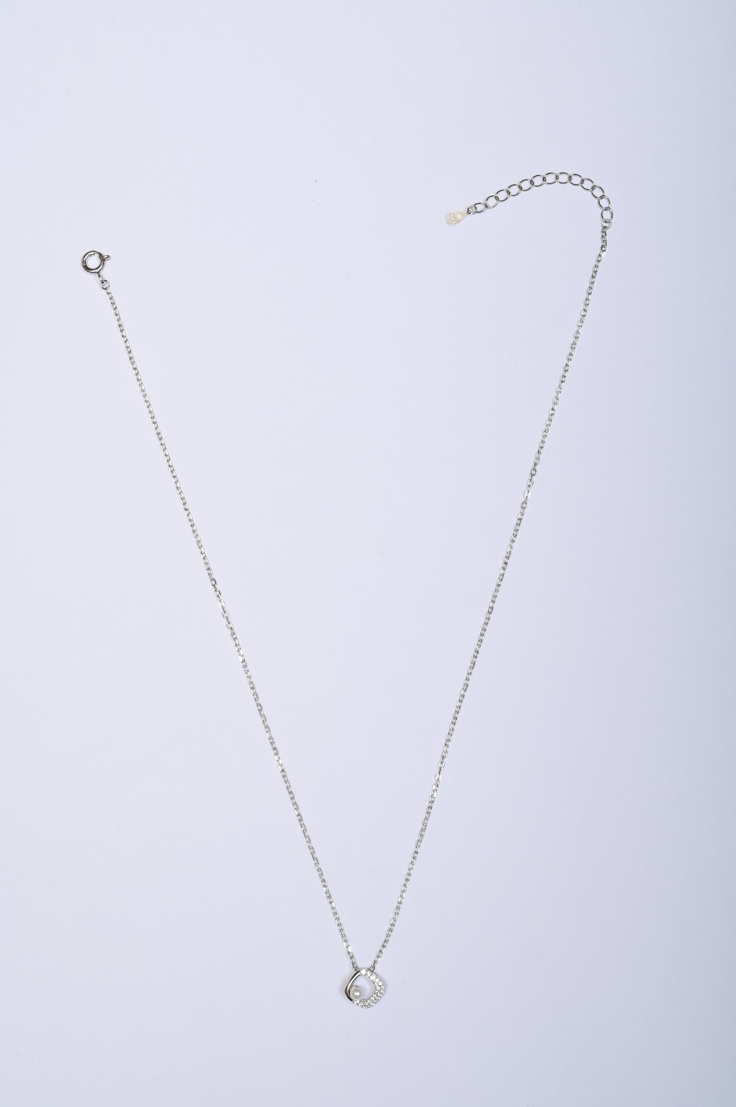 Delicate Pearl With Square Ring