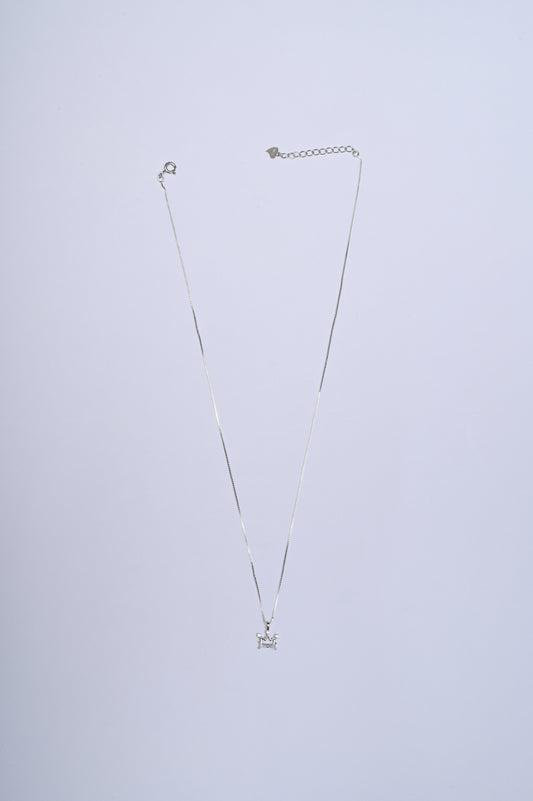 Dignity Crown 925 Silver Necklace